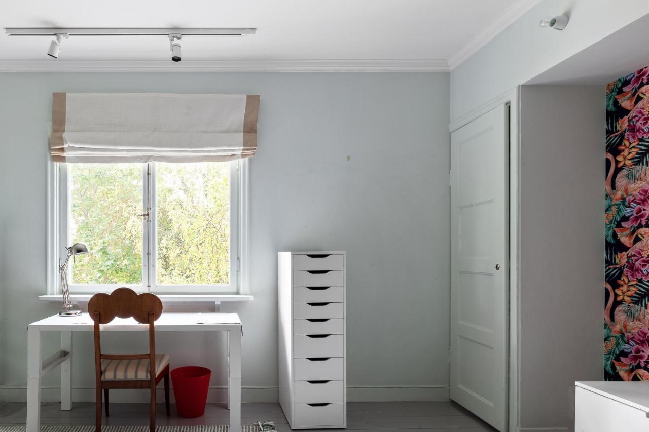 Fantastic 4 Bedroom Home In Bromma With Everything Στοκχόλμη Εξωτερικό φωτογραφία
